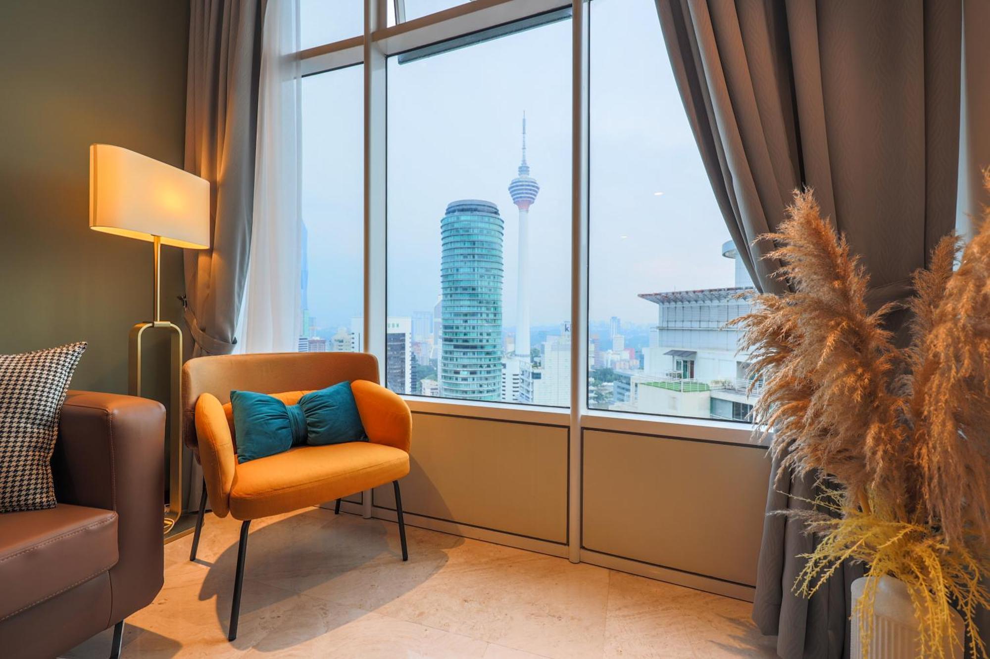 Calm Sojourn, Sky Suites Klcc Куала-Лумпур Экстерьер фото