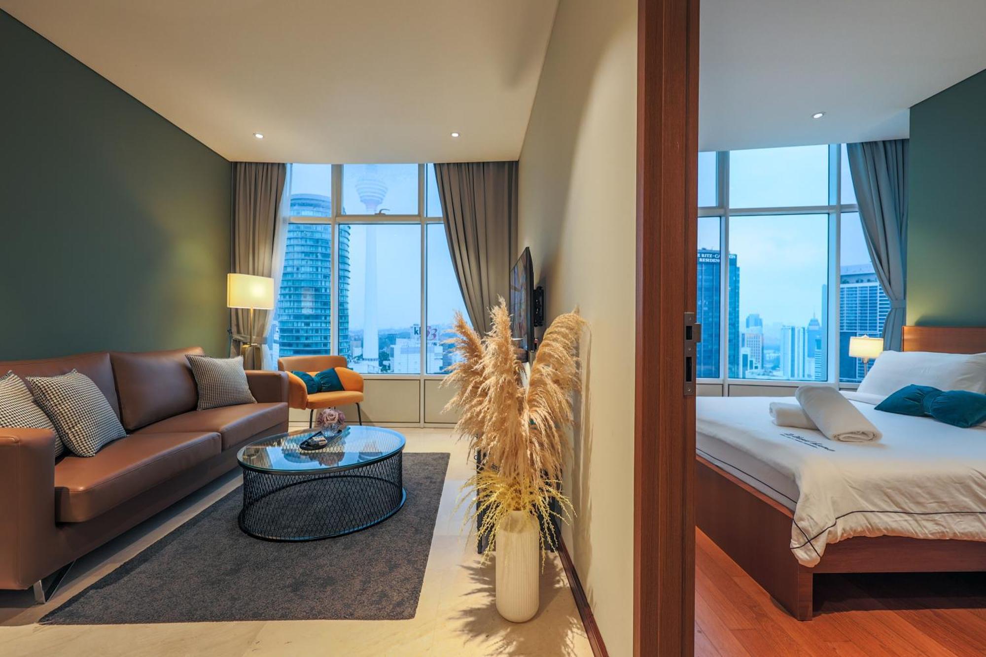 Calm Sojourn, Sky Suites Klcc Куала-Лумпур Экстерьер фото